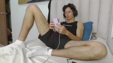 Manuel online show from April 2026 03:37:02 AM