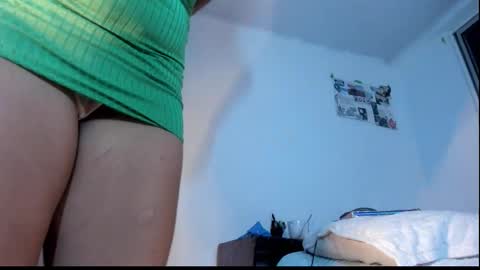Snapshot of manuela_jaramillo chatting on October 2025 05:17:02 AM manuela_jaramillo online show from October 2025 05:17:02 AM