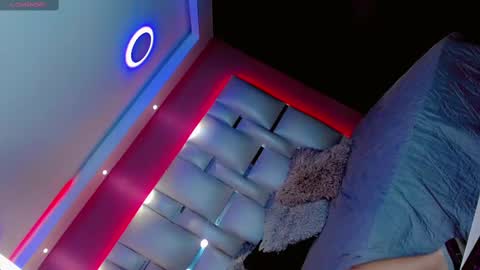 Snapshot of manuela_kingsley chatting on February 2025 05:10:02 AM Manuela Kingsley online show from February 2025 05:10:02 AM