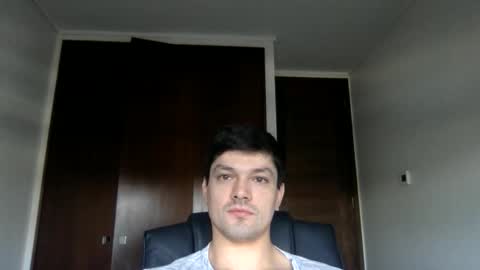 manuelgasdcon online show from December 2025 03:21:02 PM