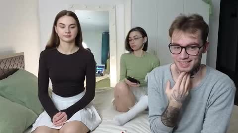 mar7gan online show from November 2025 04:37:02 AM