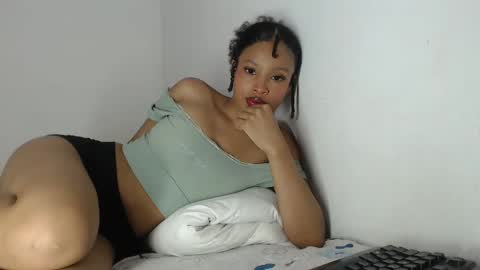 Snapshot of mar_aimy chatting on September 2025 04:12:02 AM Mar online show from September 2025 04:12:02 AM