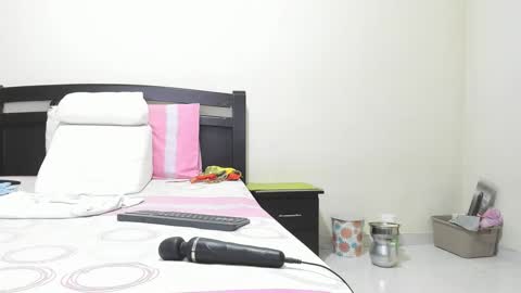 Mara online show from September 2025 02:30:01 PM