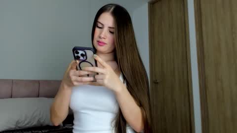 Snapshot of mara_storm chatting on December 2025 12:59:02 AM mara modelo independiente online show from December 2025 12:59:02 AM