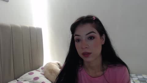 Marcela independent online show from October 2025 06:28:02 PM