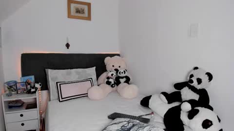 Snapshot of maragirl chatting on March 2026 10:26:01 PM Mara online show from March 2026 10:26:01 PM