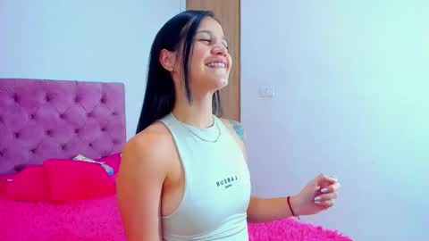 Mara hanson  online show from November 2025 08:33:02 PM