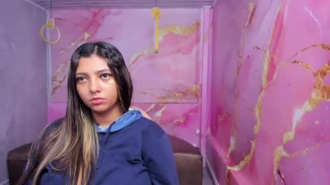 Maraluna online show from May 2026 11:52:02 AM