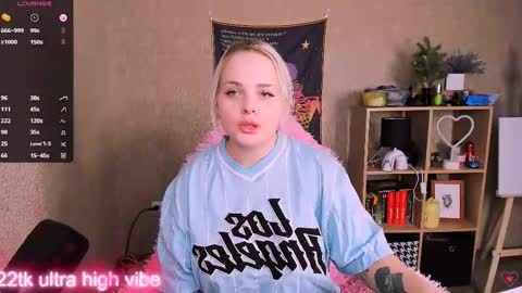 Sara online show from February 2025 12:19:02 PM