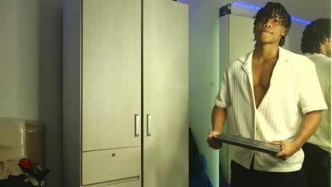 MARCELO online show from November 2025 01:00:01 PM