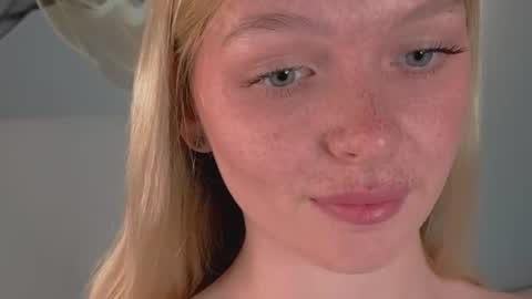 Snapshot of marcia_walker chatting on June 2026 12:22:01 PM Sonya online show from June 2026 12:22:01 PM