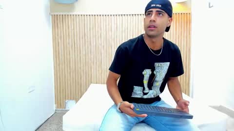 Snapshot of marco_spencer chatting on November 2025 03:11:01 PM MARCO online show from November 2025 03:11:01 PM