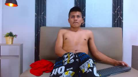 marcus hans online show from November 2025 06:53:01 PM