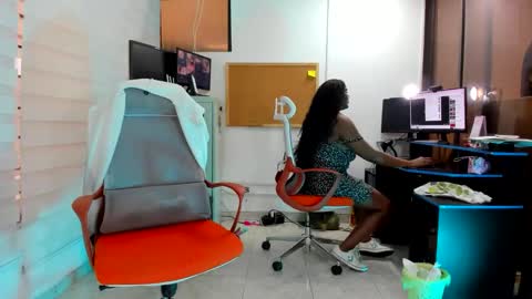 Snapshot of mareiaa chatting on May 2026 07:41:01 PM Mareia online show from May 2026 07:41:01 PM