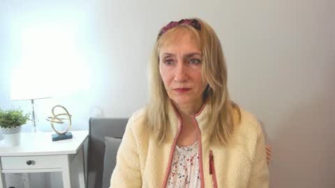 Snapshot of margaretmature chatting on February 2025 06:12:02 AM margaretmature online show from February 2025 06:12:02 AM