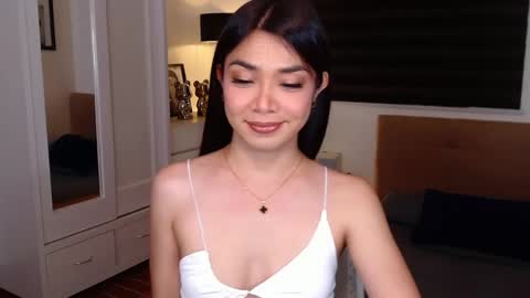 Marga Williams online show from November 2025 08:14:01 AM