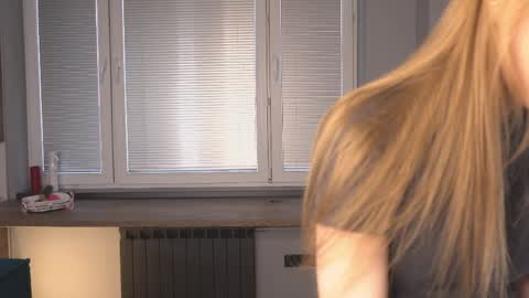 Snapshot of margenenoyd chatting on March 2026 07:10:01 AM Nala online show from March 2026 07:10:01 AM