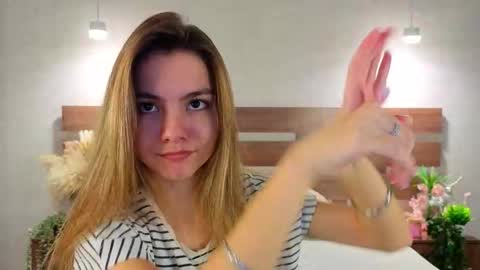 Snapshot of margiedavidson chatting on February 2026 08:42:01 AM Call me Margie33 online show from February 2026 08:42:01 AM