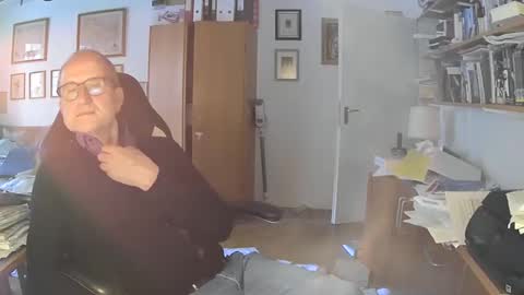 Snapshot of marginalie chatting on December 2024 02:59:01 PM marginalie online show from December 2024 02:59:01 PM