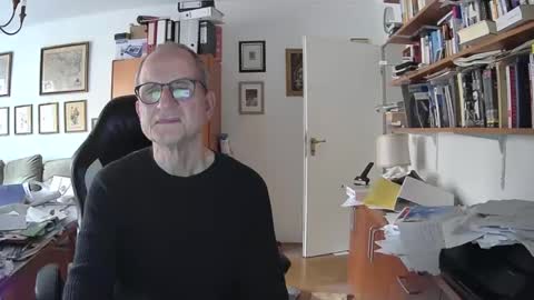 Snapshot of marginalie chatting on January 2025 10:29:02 AM marginalie online show from January 2025 10:29:02 AM