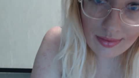 margo_shine online show from January 2026 01:59:01 PM