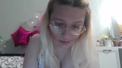 margo_shine online show from February 2026 03:30:01 PM