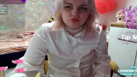 Mari online show from February 2025 03:02:01 AM