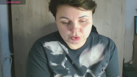 Mari online show from October 2025 07:53:01 AM