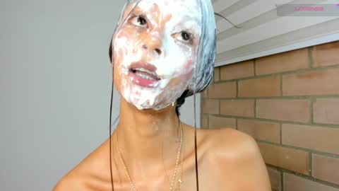 S O F I A  model independent online show from December 2024 03:33:02 AM