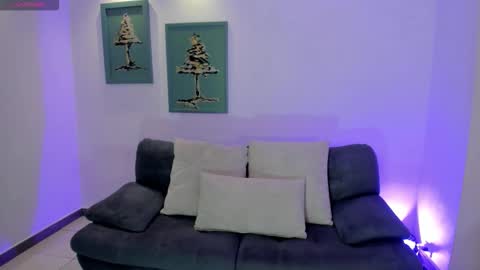 MARIA HERRERA  online show from September 2025 08:53:02 PM