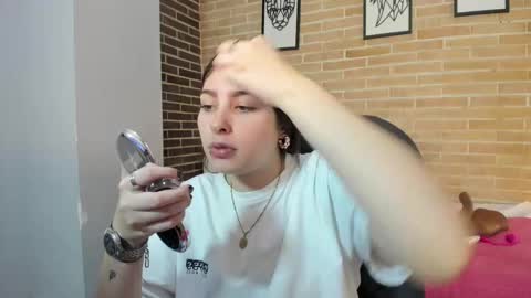 Snapshot of mariam_scott18 chatting on September 2025 07:14:02 PM Mariam online show from September 2025 07:14:02 PM