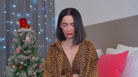 Snapshot of mariamenson chatting on December 2024 07:25:02 PM MariaMenson online show from December 2024 07:25:02 PM