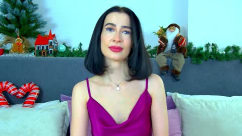 Snapshot of mariamenson chatting on December 2024 06:30:02 PM MariaMenson online show from December 2024 06:30:02 PM