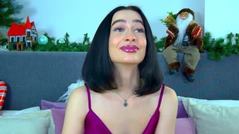 Snapshot of mariamenson chatting on December 2024 09:45:02 PM MariaMenson online show from December 2024 09:45:02 PM