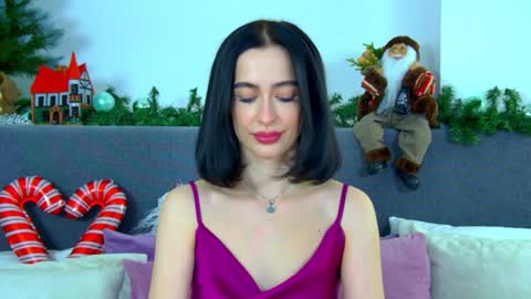Snapshot of mariamenson chatting on December 2024 01:57:02 AM MariaMenson online show from December 2024 01:57:02 AM