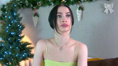 Snapshot of mariamenson chatting on December 2024 12:46:02 AM MariaMenson online show from December 2024 12:46:02 AM