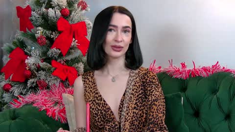 Snapshot of mariamenson chatting on January 2025 12:45:01 AM MariaMenson online show from January 2025 12:45:01 AM