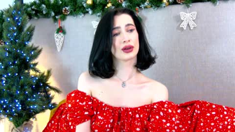 Snapshot of mariamenson chatting on January 2025 12:31:02 PM MariaMenson online show from January 2025 12:31:02 PM