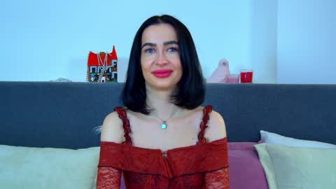 Snapshot of mariamenson chatting on January 2025 06:32:02 PM MariaMenson online show from January 2025 06:32:02 PM