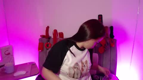 Snapshot of marian_ran_ chatting on November 2025 02:25:02 AM Marian online show from November 2025 02:25:02 AM