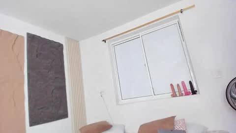 Marian online show from November 2025 10:56:02 AM