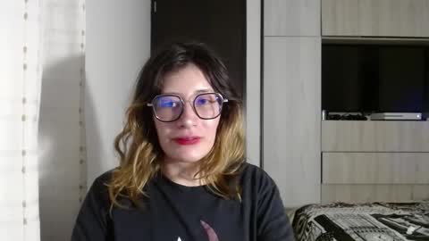 Snapshot of mariana124_ chatting on December 2024 06:14:01 PM Mariana online show from December 2024 06:14:01 PM