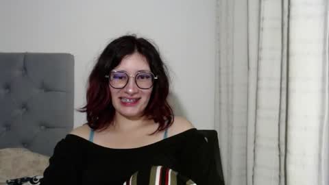 Snapshot of mariana124_ chatting on January 2025 06:30:02 AM Mariana online show from January 2025 06:30:02 AM