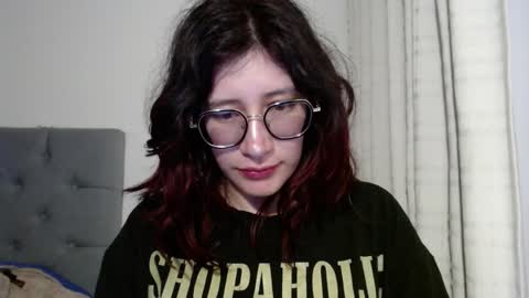Snapshot of mariana124_ chatting on January 2025 09:25:01 PM Mariana online show from January 2025 09:25:01 PM