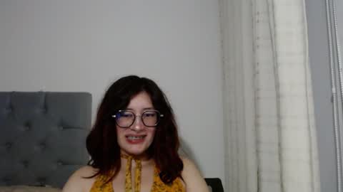 Snapshot of mariana124_ chatting on January 2025 10:16:02 PM Mariana online show from January 2025 10:16:02 PM