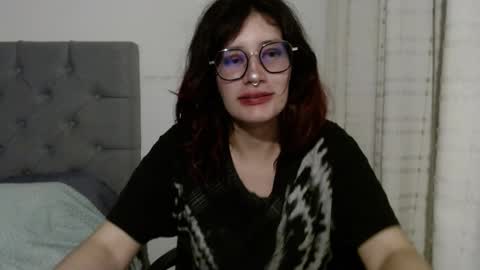 Snapshot of mariana124_ chatting on February 2025 12:54:01 AM Mariana online show from February 2025 12:54:01 AM