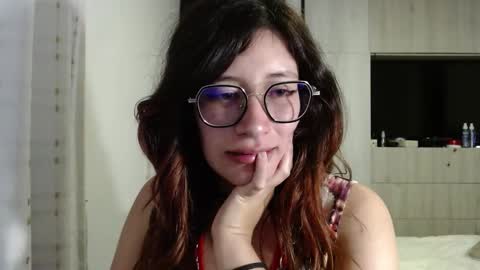 Snapshot of mariana124_ chatting on March 2025 10:42:01 PM Mariana online show from March 2025 10:42:01 PM