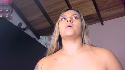 Snapshot of mariana__roe chatting on February 2025 05:53:02 AM Mariana Roe online show from February 2025 05:53:02 AM