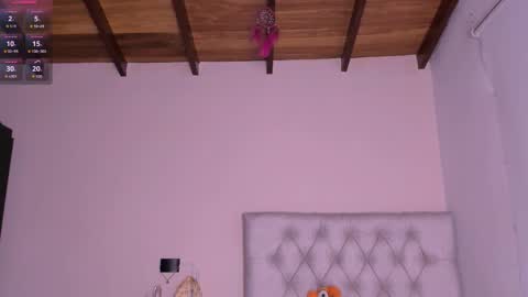 Snapshot of mariana__roe chatting on March 2025 08:21:02 PM Mariana Roe online show from March 2025 08:21:02 PM