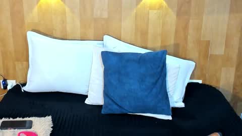 Mariana Angel online show from October 2025 05:13:02 PM